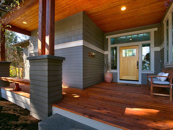 2nd image of 691 NW Yosemite Dr