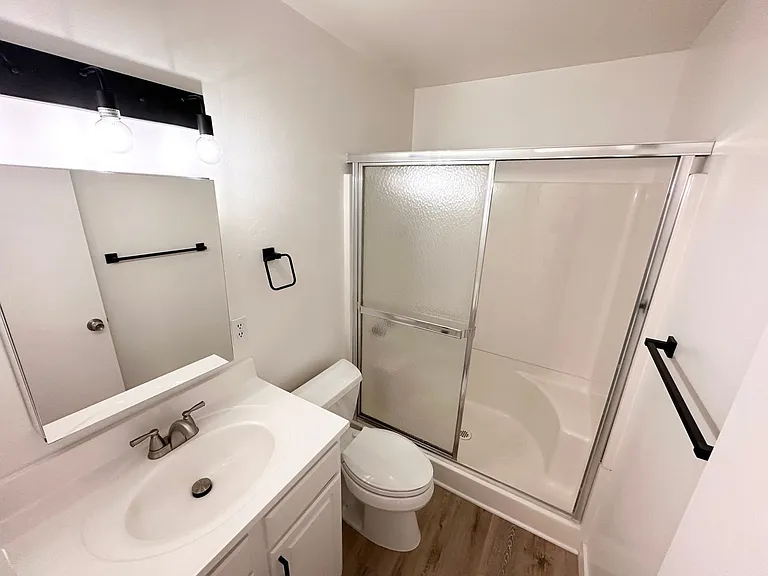 33802 Castano Dr #B — Photo 11