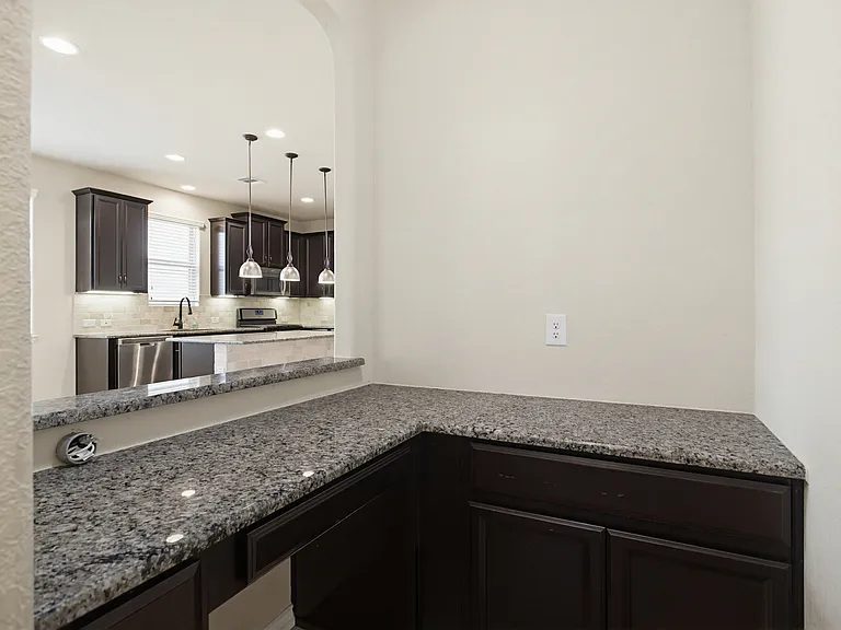 12427 Lincoln Crk — Photo 16