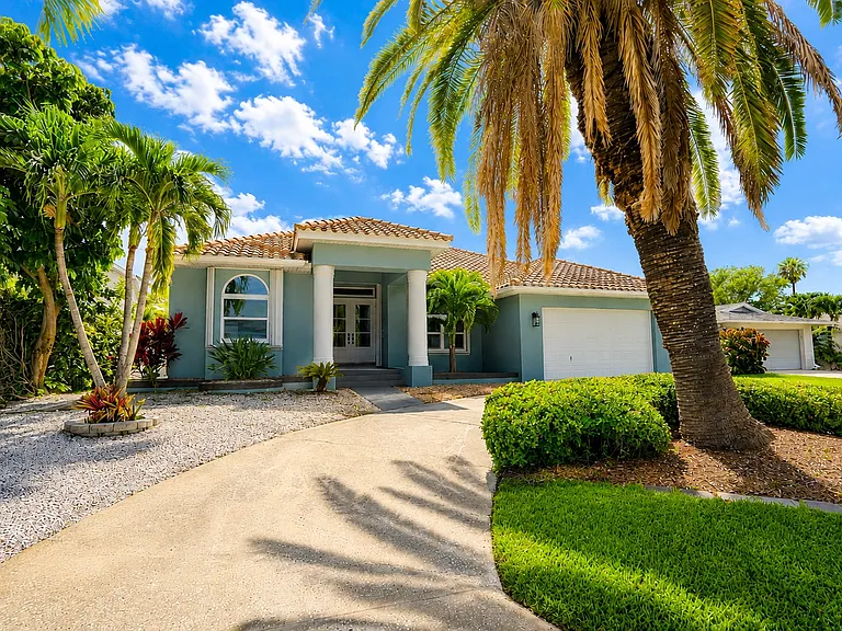 3012 E Vina Del Mar Blvd — Photo 40
