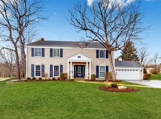 6 Knoll Ridge Rd, Rolling Meadows, IL 60008