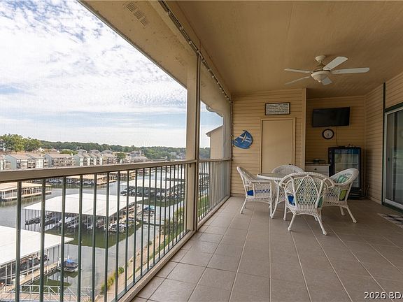 4th image of 277 Bristol Bay Dr #4B