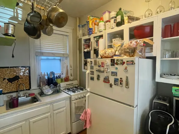 1562 Commonwealth Ave #3, Brighton, MA 02135