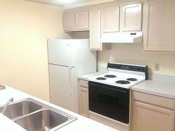2nd image of 206 Harvard Ave E #20167665