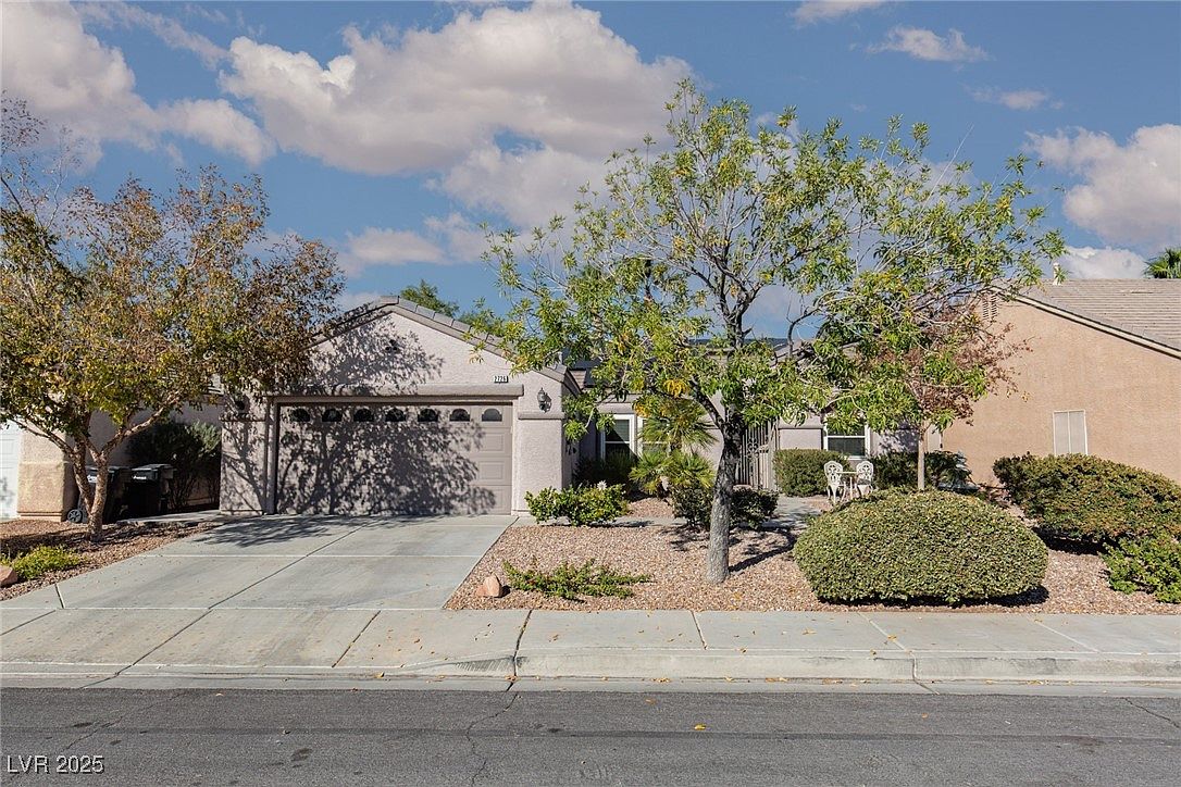 2726 Peekskill Ave, Henderson, NV 89052 | Zillow