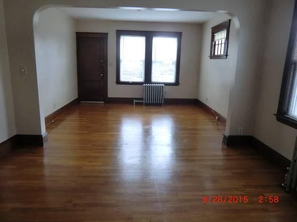 2nd image of 166 South St #1