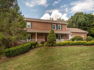 12512 Pony Express Dr, Knoxville, TN 37934