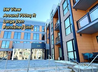 210 Sabina Dr #404, Oakville, ON L6H0W6