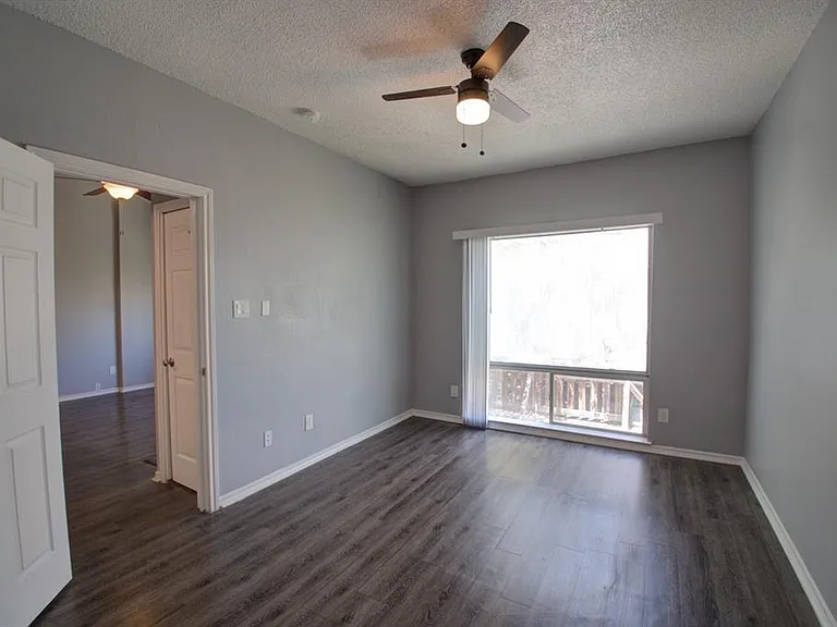 2606 Rio Grande St #305 — Photo 15