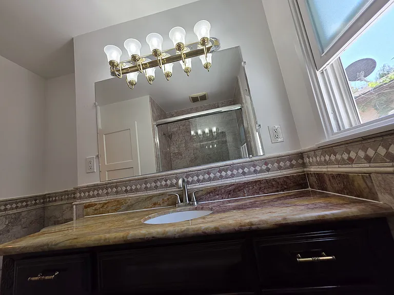 20758 Stephanie Dr — Photo 26