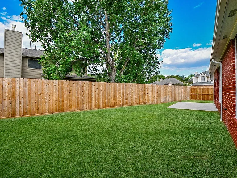 802 Childers Ct — Photo 50