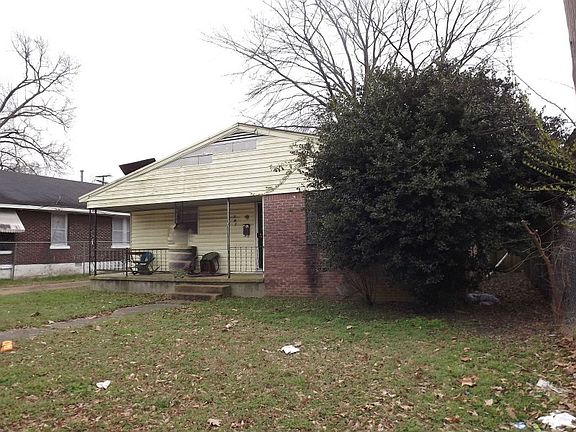 2nd image of 701 E Trigg Ave