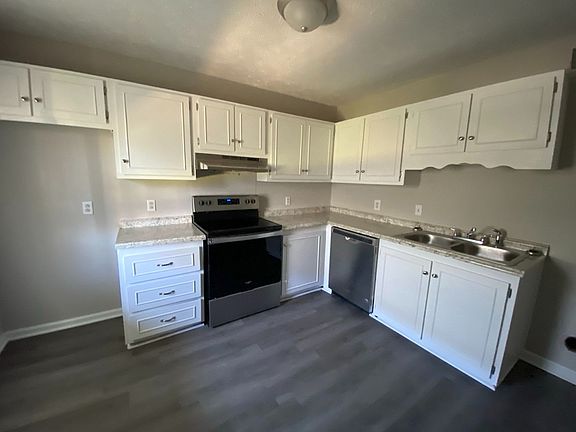 4th image of 222 Eagles Ct #501