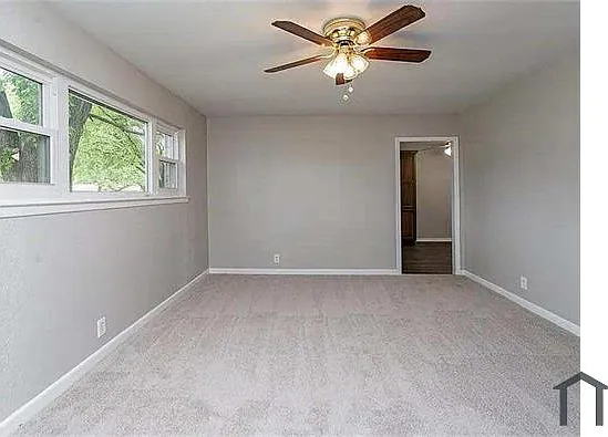 704 Clebud Dr — Photo 11
