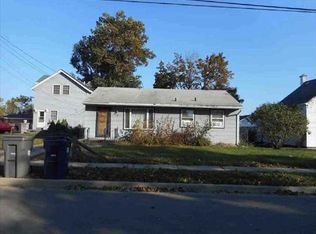 816 Stewart Ave, Elgin, IL 60120