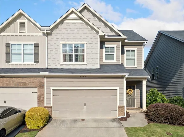 2569 Burnell Ln SW, Marietta, GA 30060