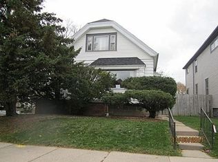 2632 S 15th Pl, Milwaukee, WI 53215