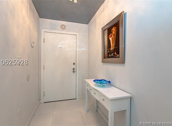 4th image of 2901 S Bayshore Dr APT 18C