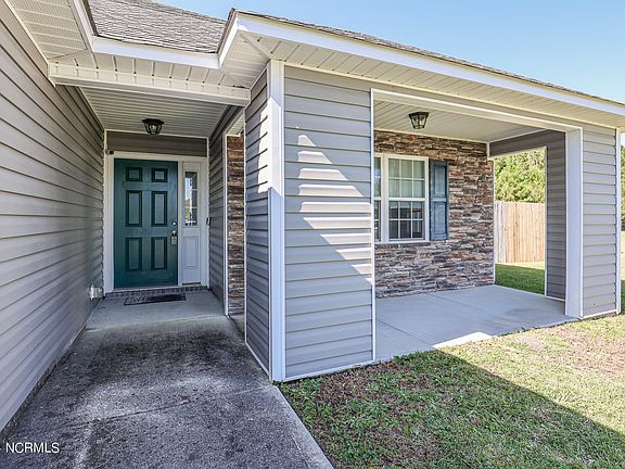 4th image of 205 Ivy Glen Lane