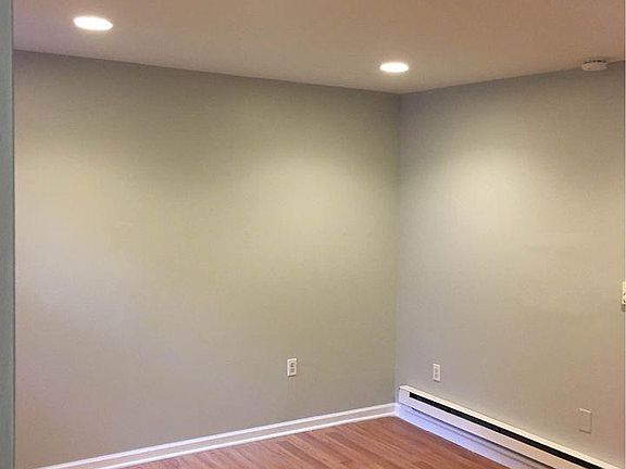 4th image of 1438 W Porter St Floor 1