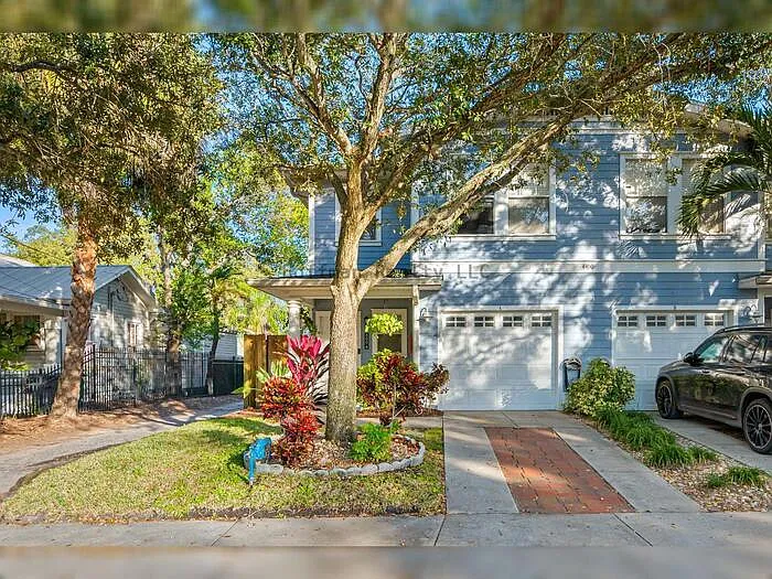 400 S Willow Ave #A — Photo 3