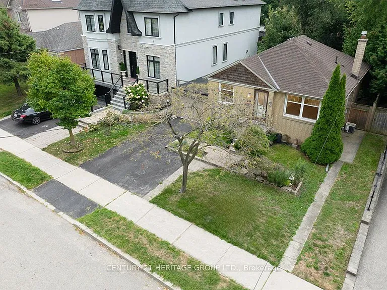 39 Reiner Rd #UPPER — Photo 30