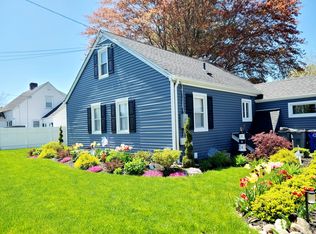 26 Round Hill Rd, Groton, CT 06340