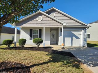 5044 Hogan Point Ct, Winston Salem, NC 27127