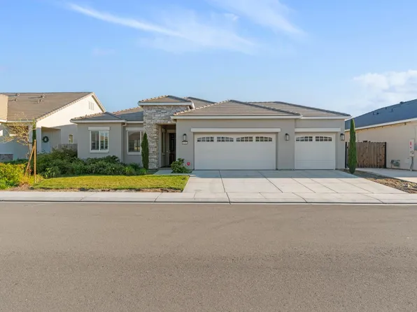 1282 Nascimento Ct, Manteca, CA 95337