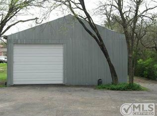 614 N Rogers St, Waxahachie, TX 75165