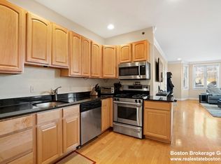 8 Howell St #1, Boston, MA 02125