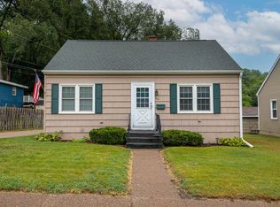 641 Kane St, Dubuque, IA 52001