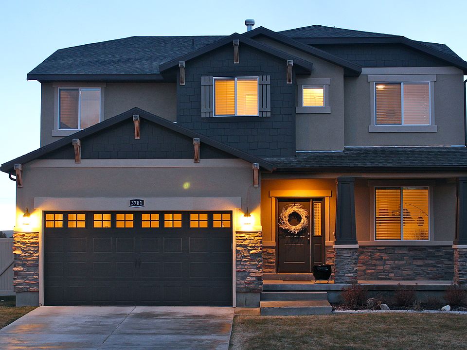 Craftsman-Style Exterior