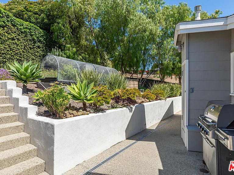 28901 Boniface Dr — Photo 26