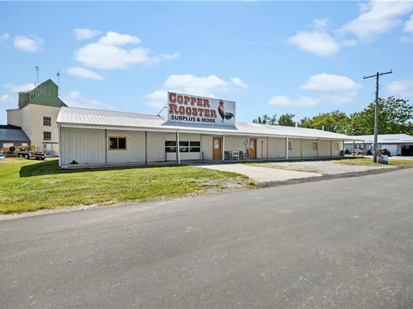 204 W Charles St, Jamesport, MO 64648