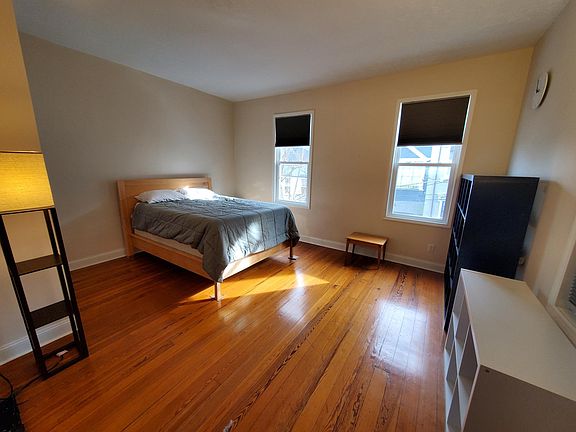 4th image of 1123 Fuller St #2