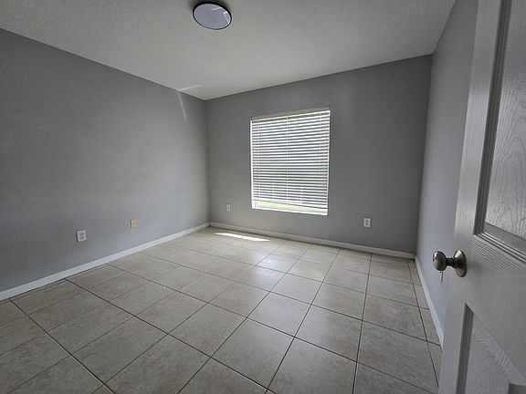 5th image of 12006 Hampshire Field Ct