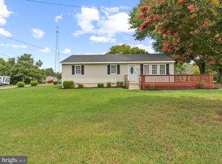 90 Tiana Way, Hague, VA 22469