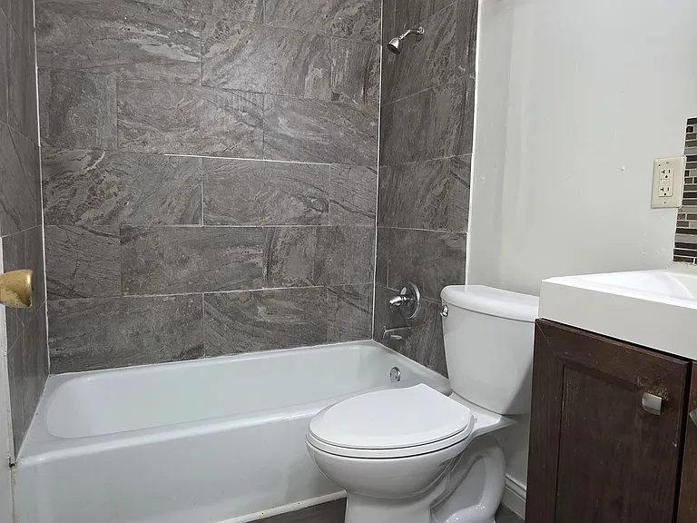 2127 W Virginia Ave — Photo 11