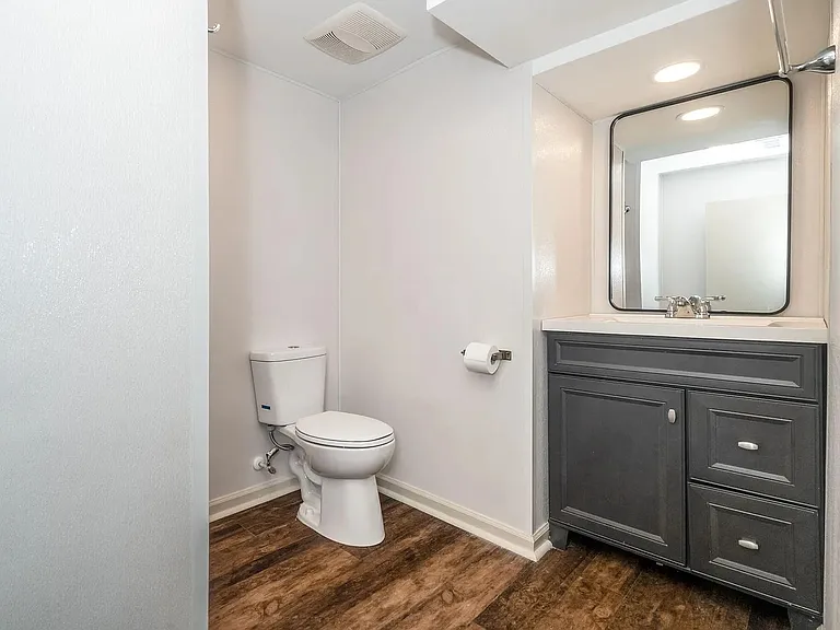 1010 Castalia Dr — Photo 12
