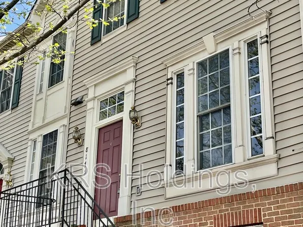 8175 Skelton Cir, Falls Church, VA 22042