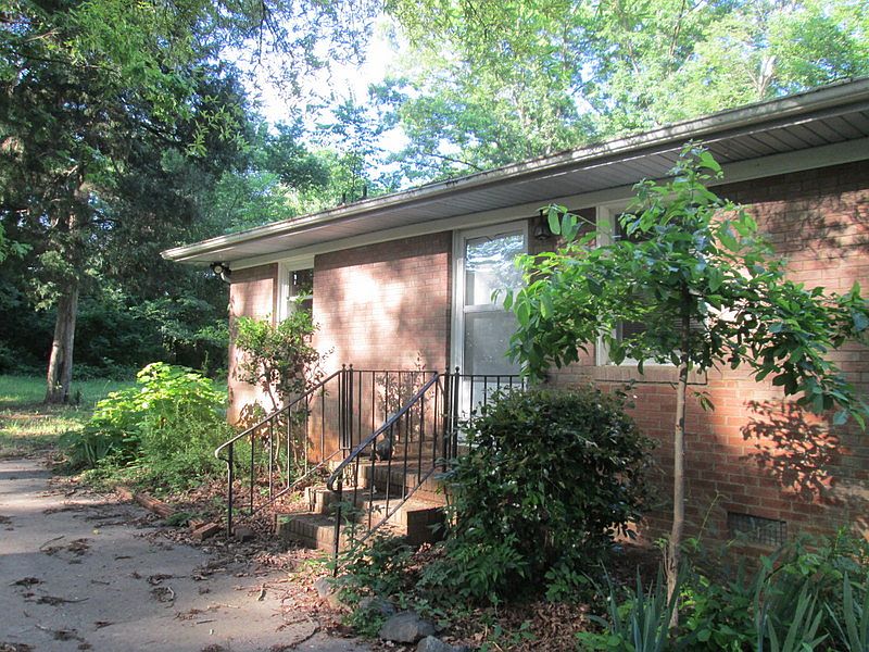 1st image of 6837 City View Dr