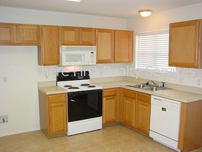 5th image of 2348 John McCoy Dr