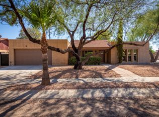 7600 E Dos Mujeres Rd, Tucson, AZ 85715