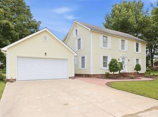 1524 Bellemeade Dr, Mayfield, KY 42066