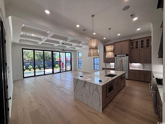 2nd image of 413 N Highland Way
