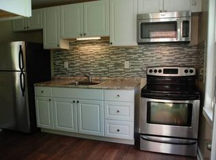 341 Hemlock Dr, Coraopolis, PA 15108