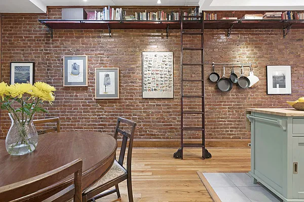 Sold by Compass | media 1