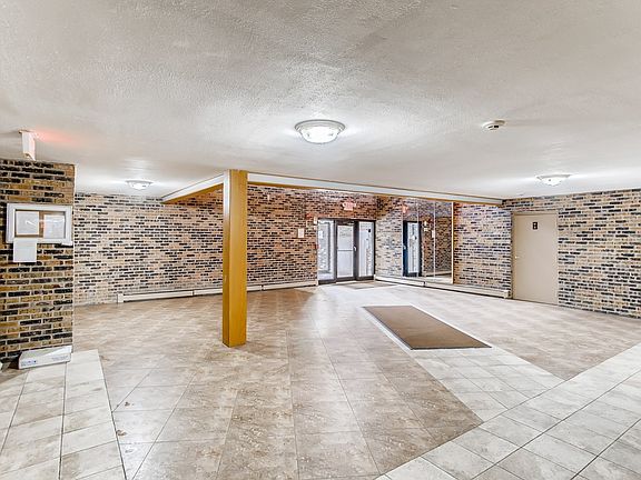 3rd image of 8923 Knight Ave APT 205