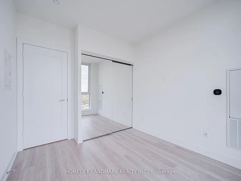 25 Cordova Ave #Penthouse 13 — Photo 31